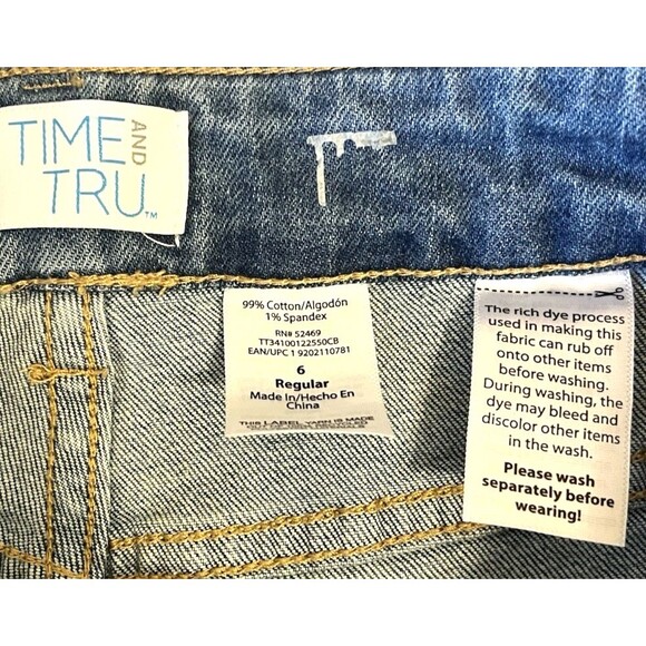 TIME AND TRU Mid Rise Cropped Boyfriend Distressed Denim Jeans Rolled Cuff Sz 6 - Picture 6 of 6